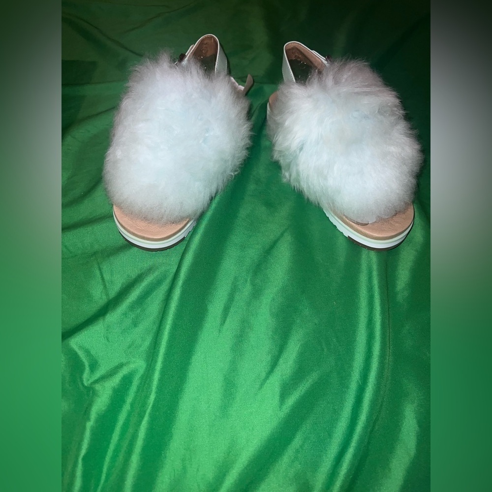 New UGG Fluffy White/ Mint Green Holly Sandals with Buckle size 39 - Picture 7 of 10